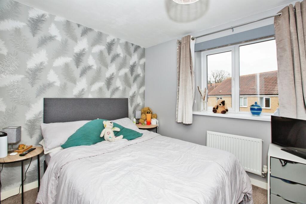 Additional image 6 of Montacute Road, Houndstone, Yeovil