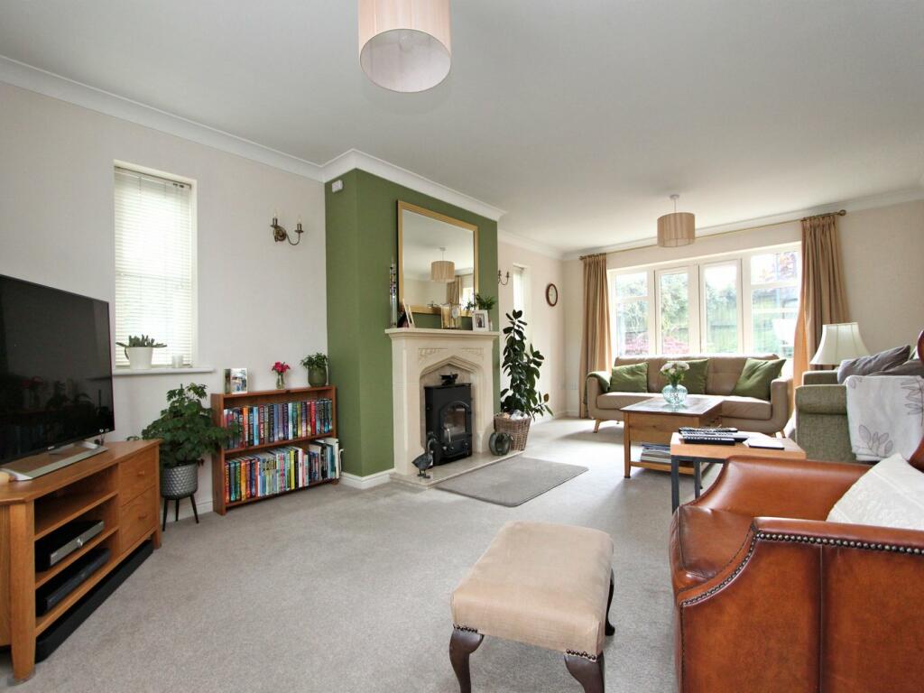 Additional image 3 of Prowse Close, Thornbury, BS35