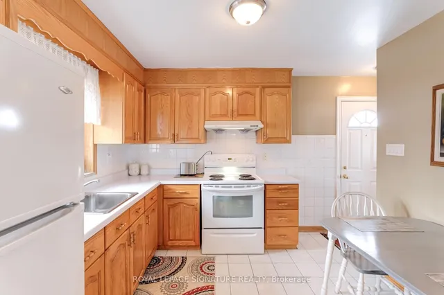 Additional image 12 of 9 Amberley Dr