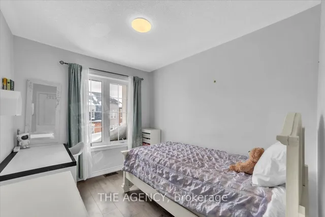 Additional image 36 of 19 Hobart Gdns