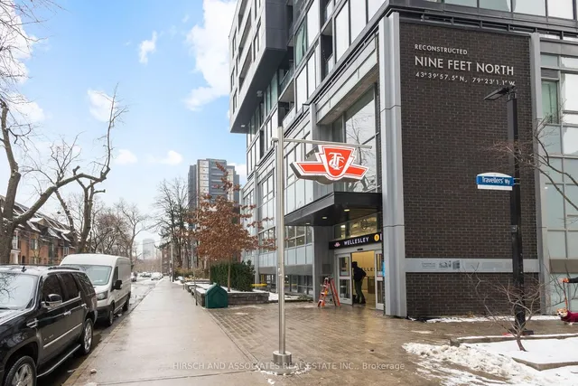 Additional image 39 of 17 Dundonald St Unit 1505