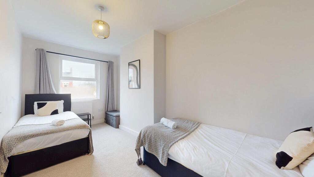 Additional image 16 of Newport Road, Pen-y-lan, Cardiff, CF24