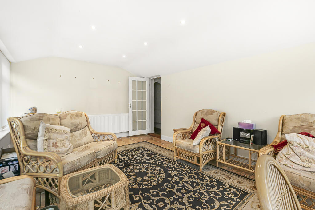 Additional image 2 of Mayflower Road, Park Street, St. Albans, AL2