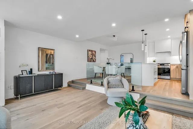 Additional image 16 of 250 Scarlett Rd Unit 2012