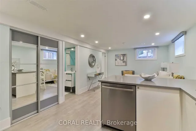 Additional image 30 of 233 Thirtieth St