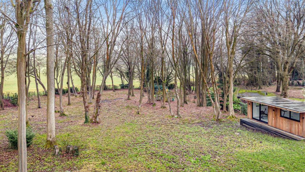 Additional image 35 of Firs Walk, Tewin