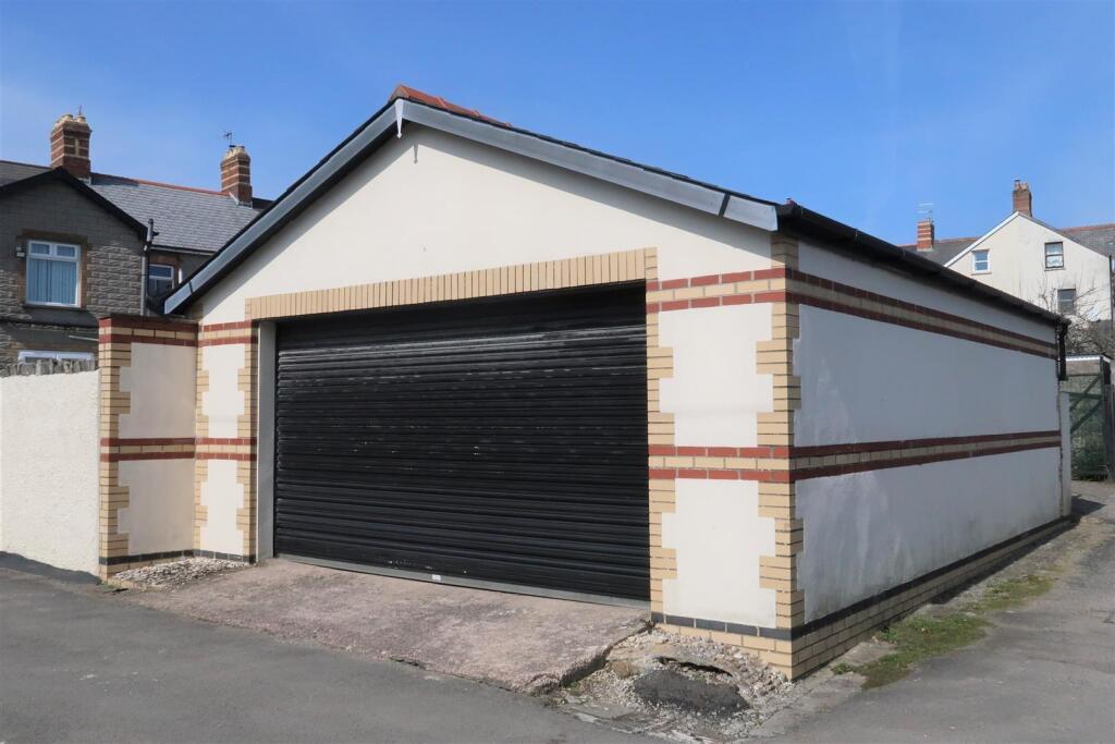 Additional image 31 of Albert Road, Penarth