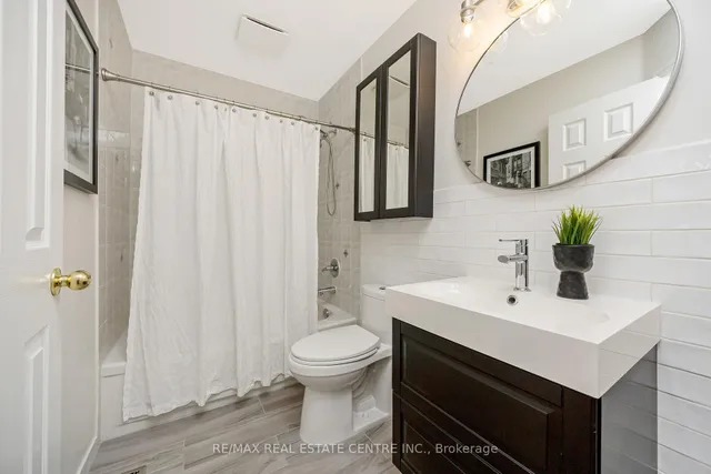 Additional image 25 of 1628 Cartwright Cres