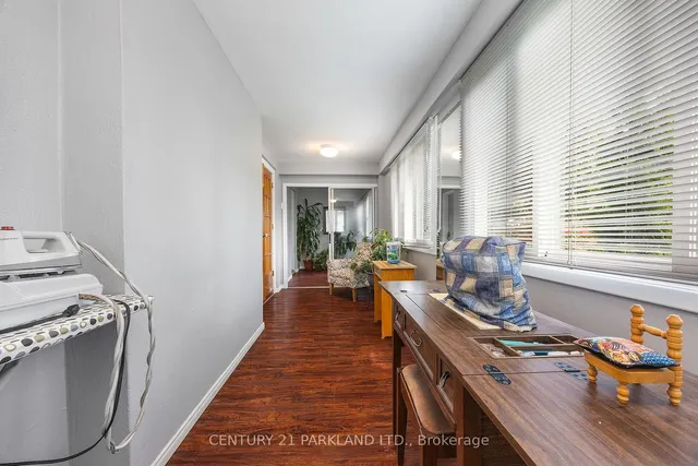 Additional image 9 of 114 Rosemount Ave