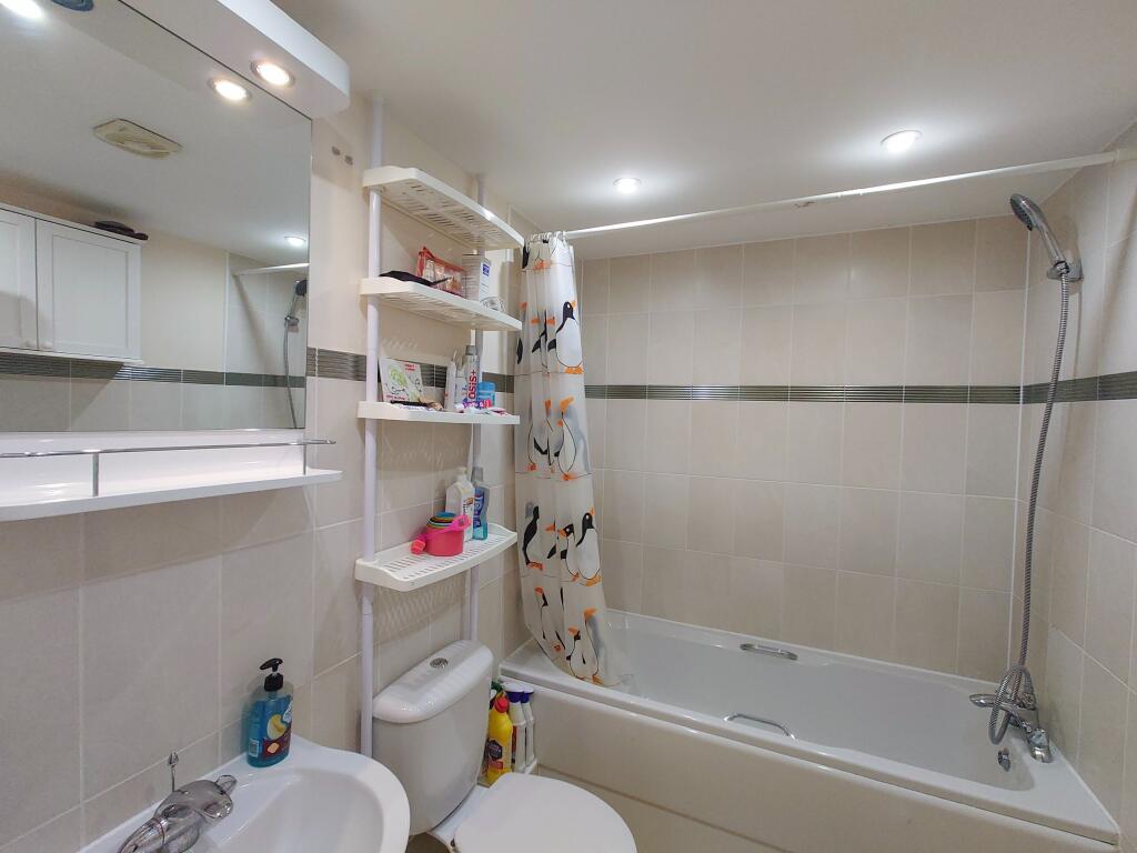 Additional image 13 of Roundhouse Crescent, Peacehaven