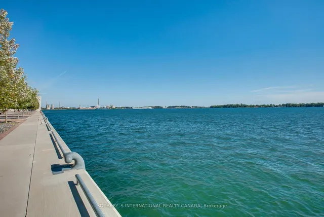 Additional image 33 of 39 Queens Quay Unit 803