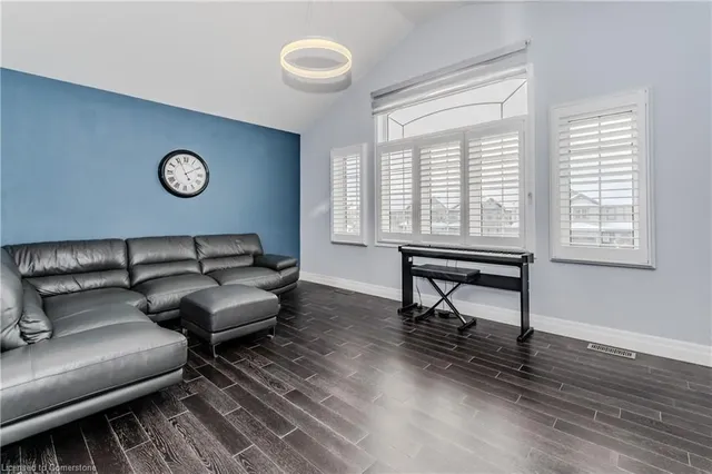 Additional image 18 of 59 Netherwood Rd