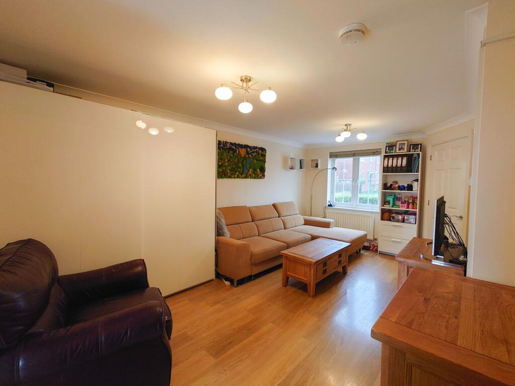 Additional image 19 of Roundhouse Crescent, Peacehaven