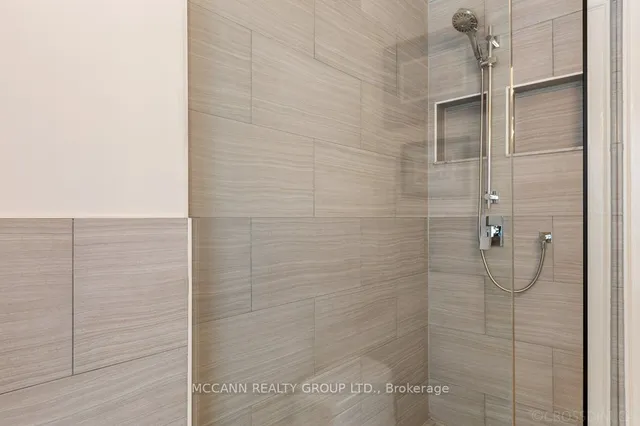 Additional image 26 of 133 Melrose Ave