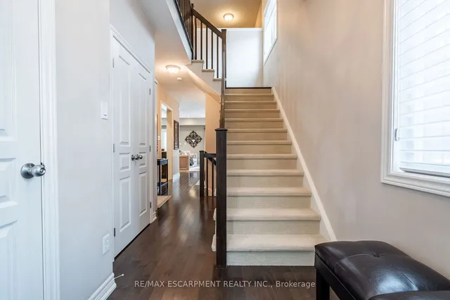 Additional image 7 of 1491 Plains Rd Unit 6