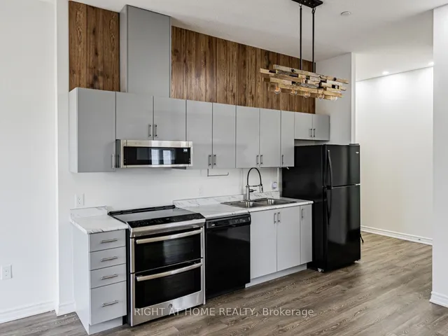 Additional image 6 of 716 Main St Unit 1108