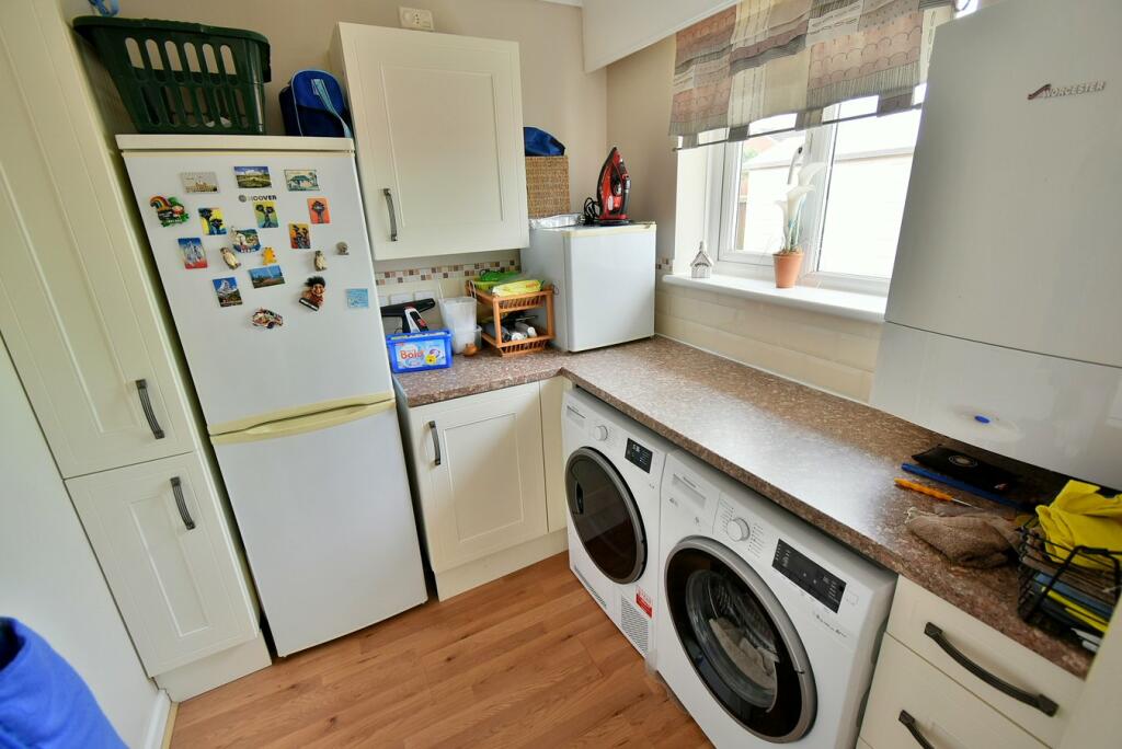 Additional image 4 of Dorset Avenue, Ferndown, BH22