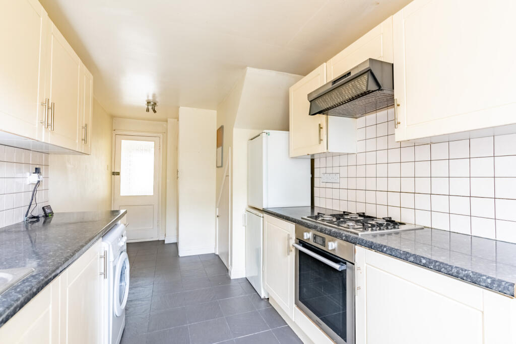 Additional image 6 of Hunters Ride, Bricket Wood, St. Albans, Hertfordshire, AL2