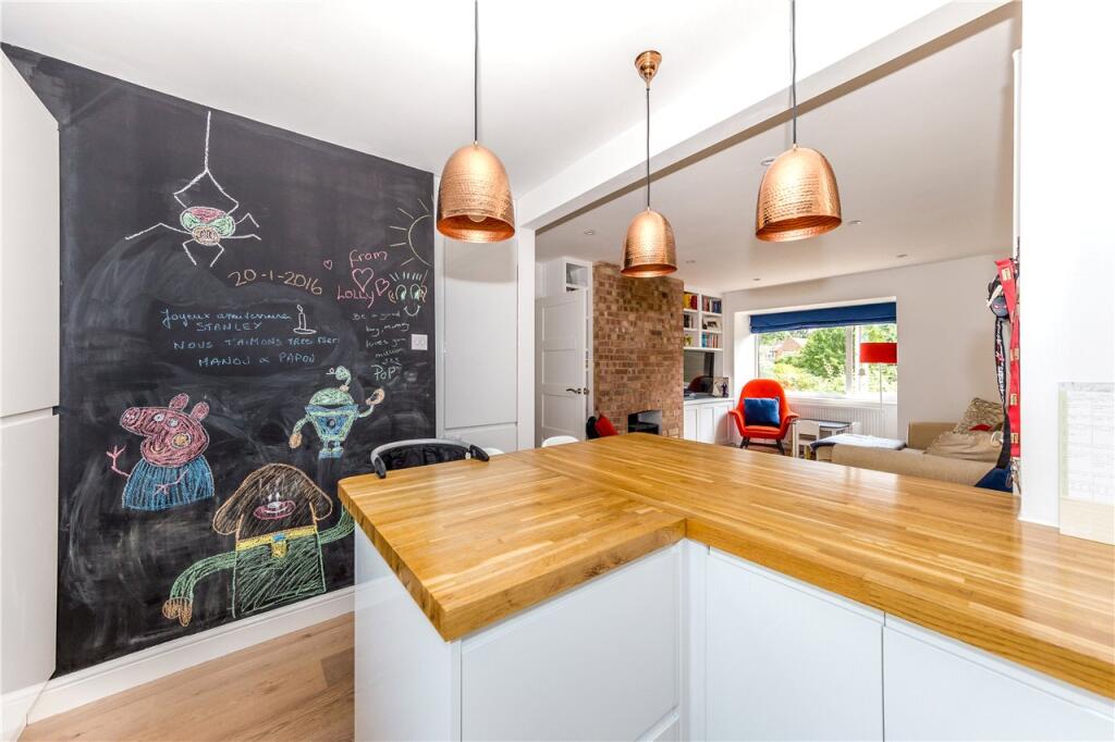 Additional image 10 of Berkeley Court, Harpenden, Hertfordshire, AL5