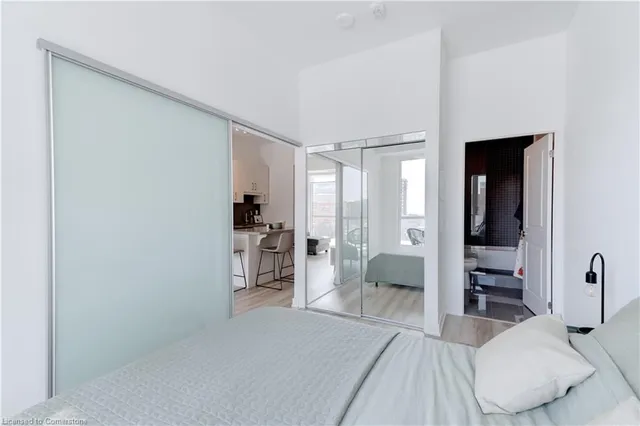 Additional image 16 of 2007 James St Unit 407