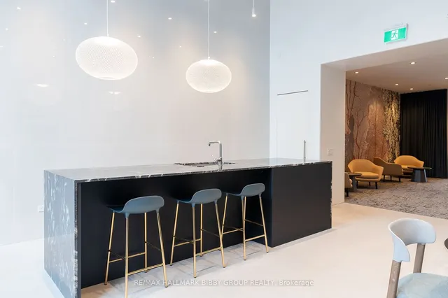 Additional image 38 of 1414 Bayview Ave Unit PH701