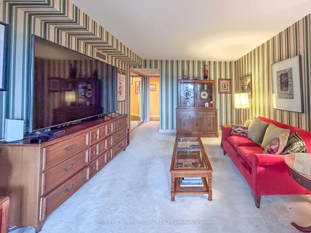 Additional image 25 of 130 Carlton St Unit 906