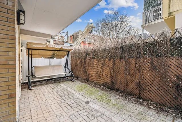 Additional image 35 of 207 Wellesley St Unit 103