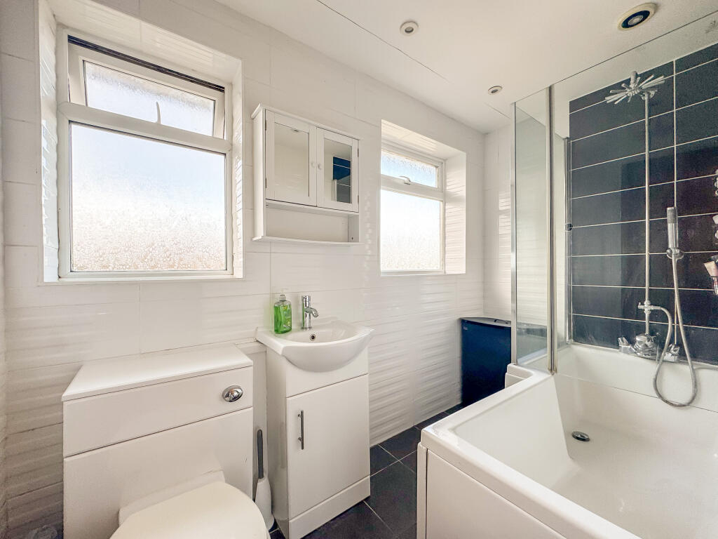 Additional image 12 of 44 King Edward VII Road, Newmarket, Suffolk