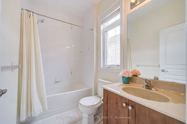 Additional image 28 of 32 Mistyglen Cres