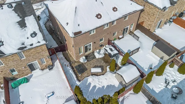 Additional image 9 of 73 Pergola Way