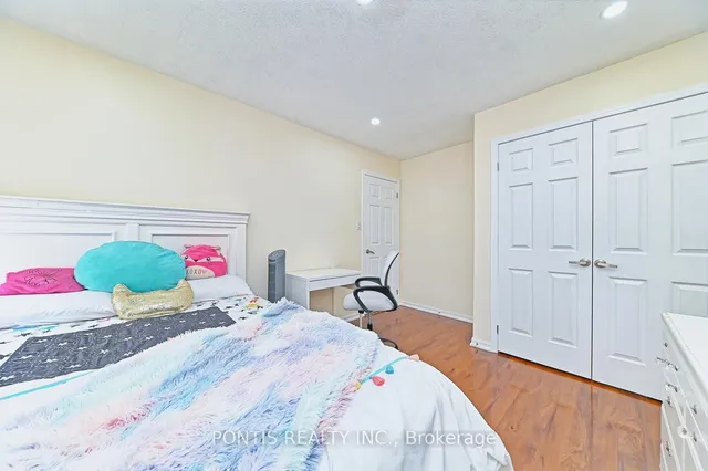 Additional image 33 of 993 Whewell Tr