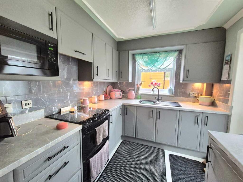 Additional image 12 of Almond Close, Pontypridd