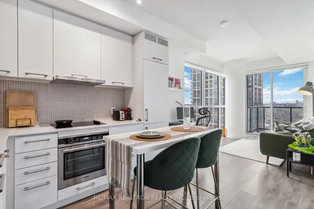 Additional image 18 of 87 Peter St Unit 3306