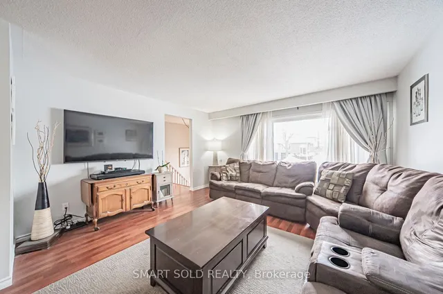 Additional image 7 of 137 Shawnee Circ