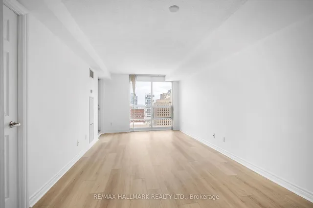 Additional image 14 of 761 Bay St Unit 2303