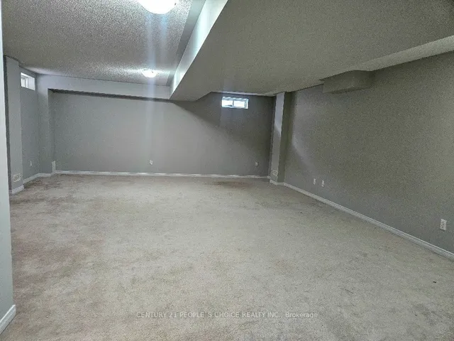 Additional image 38 of 561 Lott Cres
