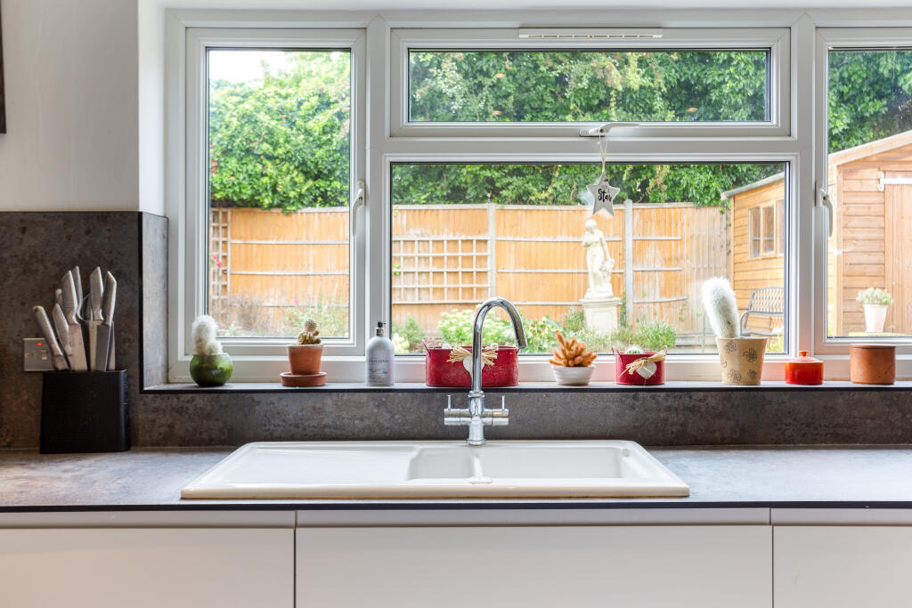 Additional image 14 of Paddock Wood, Harpenden, AL5