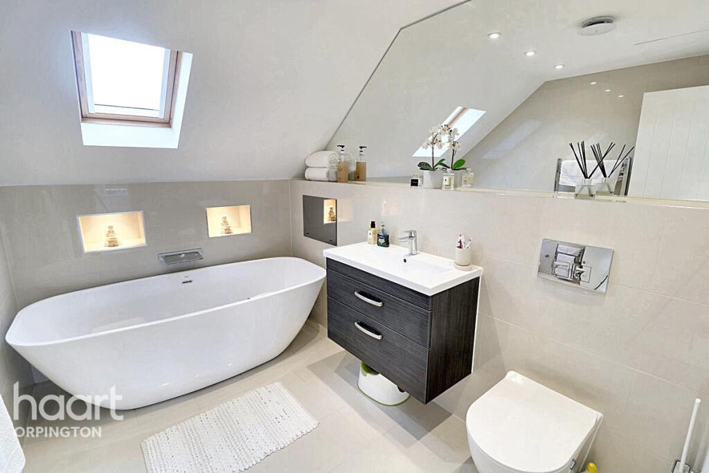 Additional image 29 of Sevenoaks Way, Orpington