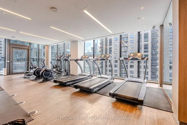 Additional image 36 of 77 Shuter St Unit 907