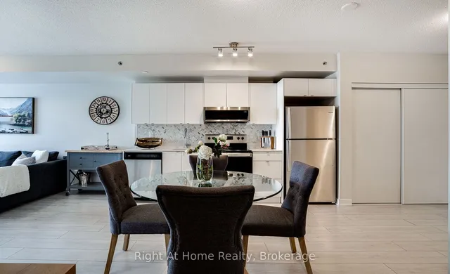 Additional image 7 of 3210 Dakota Common Unit A613