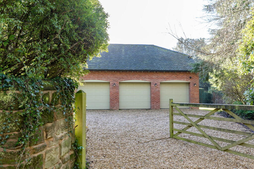 Additional image 5 of Dale Lane, Lickey End, B60 1GZ