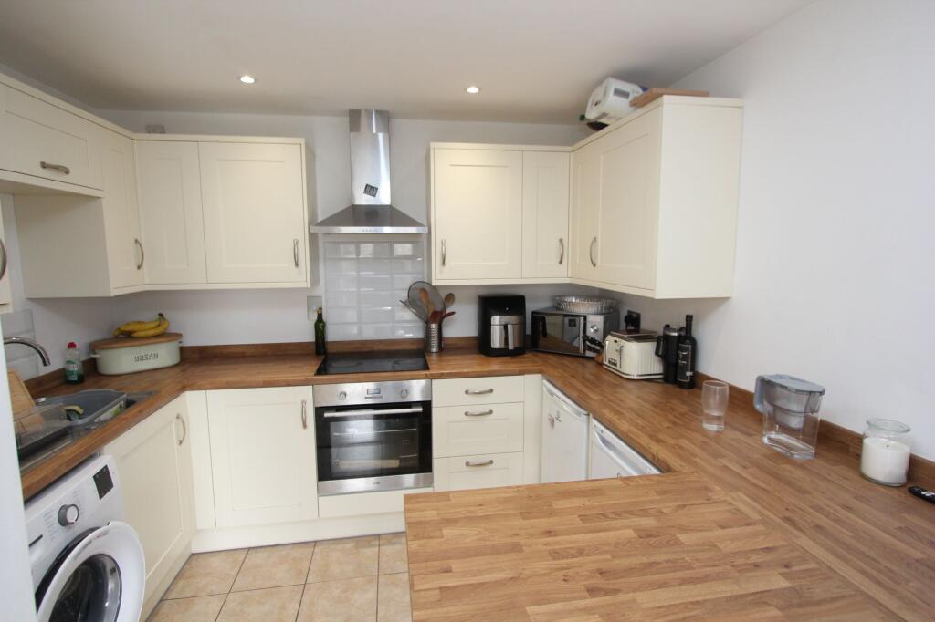 Additional image 16 of Shakespeare Drive, Llantwit Major, CF61