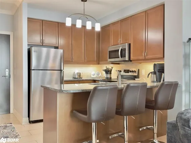 Additional image 9 of 100 John St Unit 403