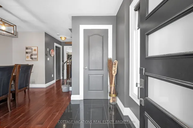 Additional image 3 of 2396 Emerson Dr