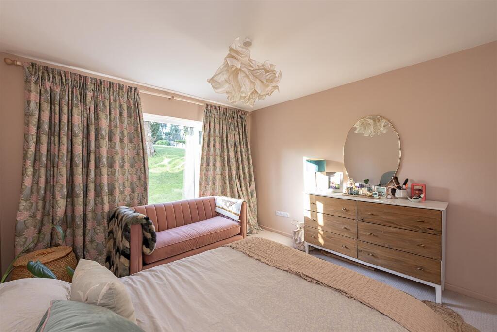 Additional image 5 of Marquis Lane, Harpenden