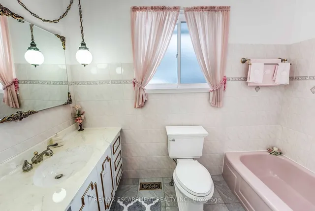 Additional image 14 of 251 Tottenham Rd