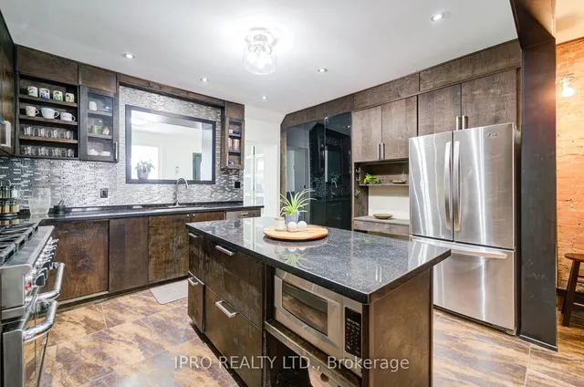 Additional image 13 of 683 Manning Ave