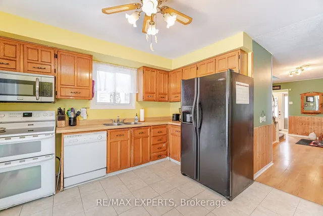 Additional image 17 of 28 Traverston Crt