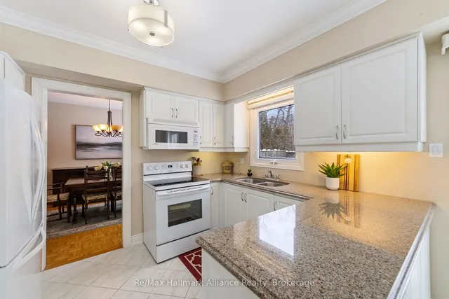 Additional image 12 of 416 Freeman Cres