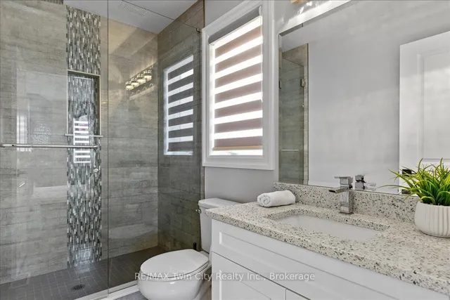 Additional image 27 of 68 Valleyscape Dr